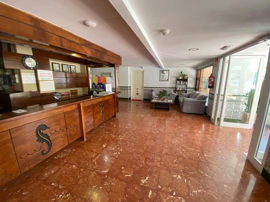 Apartmán Atico C/Vistas, Recep 24H, Piscinas Y Parking Benalmádena Exteriér fotografie