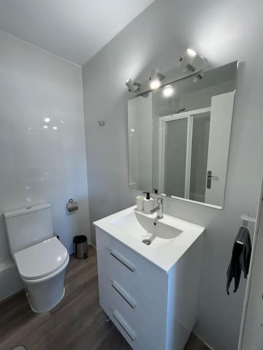 Apartmán Atico C/Vistas, Recep 24H, Piscinas Y Parking Benalmádena Exteriér fotografie